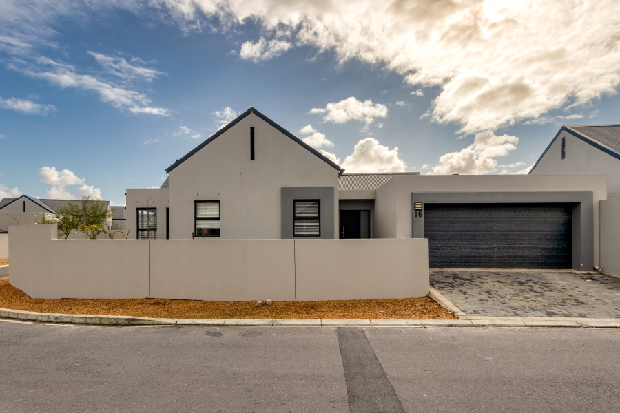 3 Bedroom Property for Sale in Aan de Wijnlanden Western Cape